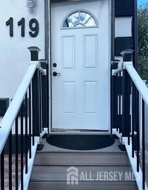 1-119 Columbus Place, Roselle Park, NJ, 07042 | Card Image