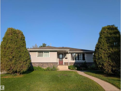 13216 117 St Nw, Edmonton, AB, T5E5K2 | Card Image
