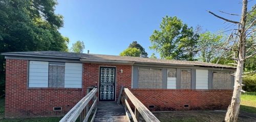 5076 Newton Rd, Memphis, TN, 38109-7254 | Card Image