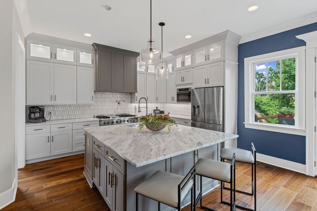 541 Lakeview Cir, House other with 3 bedrooms, 6 bathrooms and 16 parking in Mount Juliet TN | Image 5