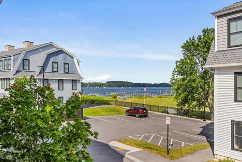 4 Spaulding Tpke, Dover, NH, 03820 | Card Image