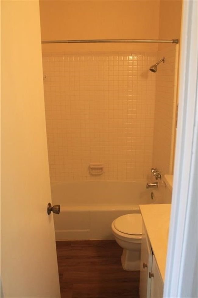 APT-206 - 2408 Longview St, Condo with 1 bedrooms, 1 bathrooms and 1 parking in Austin TX | Image 9
