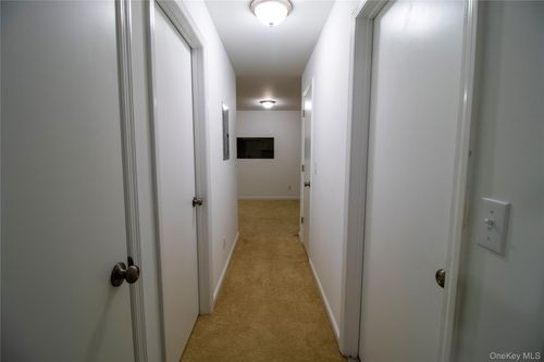 358 Concord Ln, Middletown, NY, 10940-6645 | Card Image