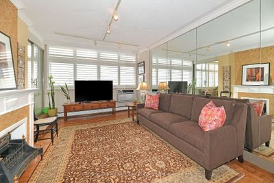 406 - 335 Lonsdale Rd, Condo with 1 bedrooms, 1 bathrooms and 1 parking in Toronto ON | Image 3