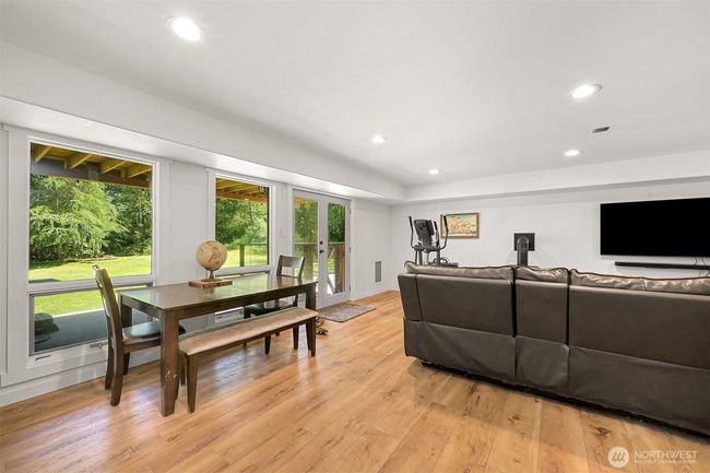 2046 E Smith Rd, House other with 3 bedrooms, 4 bathrooms and 5 parking in Bellingham WA | Image 25