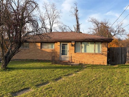 9637 Don Dr, Irwin, PA, 15642-1591 | Card Image