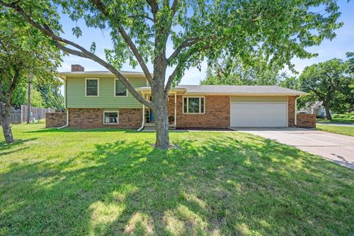 201 Janet, Clearwater, KS, 67026 | Card Image