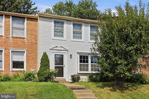 1747 Hillmeade Sq, FREDERICK, MD, 21702-3082 | Card Image