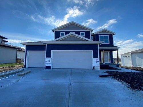 18593 W 193rd St, Spring Hill, KS, 66083-8498 | Card Image