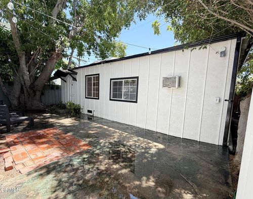 10832 Otsego St, North Hollywood, CA, 91601-3929 | Card Image