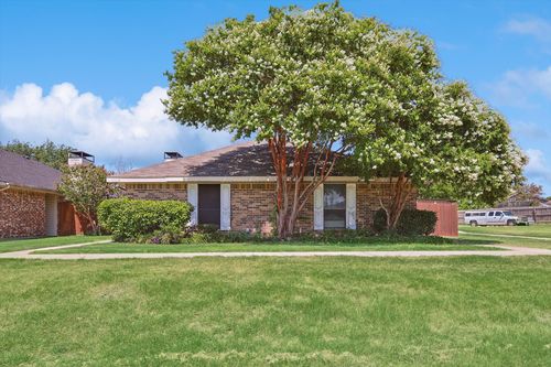 2320 Carol Good Ln, Carrollton, TX, 75006-1741 | Card Image