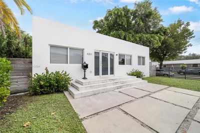 4301 Nw 6th Ave, House other with 3 bedrooms, 3 bathrooms and null parking in Miami FL | Image 2