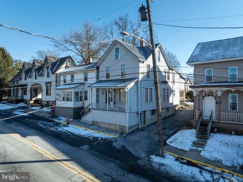 324 E Howard Street, BELLEFONTE, PA, 16823 | Card Image