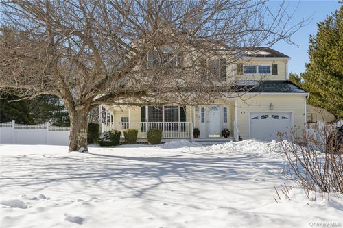 77 Fairway Dr, Wading River, NY, 11792-3610 | Card Image