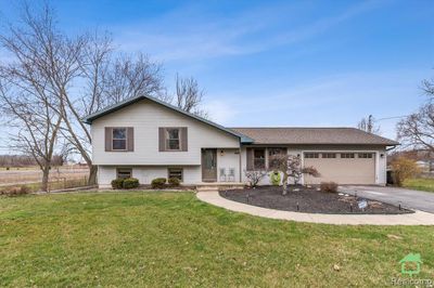 504 E Erie Road, Home with 3 bedrooms, 1 bathrooms and null parking in Bedford Twp MI | Image 1