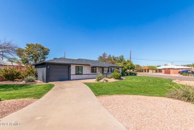 3028 E Coolidge Street, House other with 3 bedrooms, 2 bathrooms and null parking in Phoenix AZ | Image 2