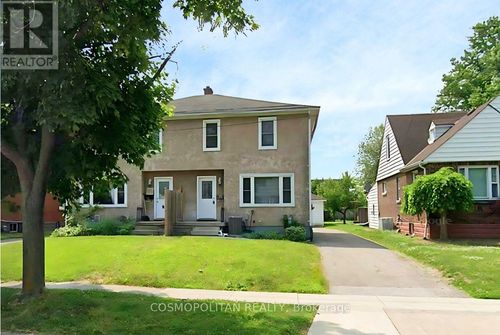 63 Second St, Welland, ON, L3B4T7 | Card Image