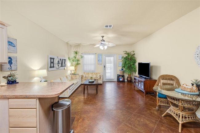 UNIT-407 - 15209 S Padre Island Dr, Townhouse with 2 bedrooms, 2 bathrooms and null parking in Corpus Christi TX | Image 13