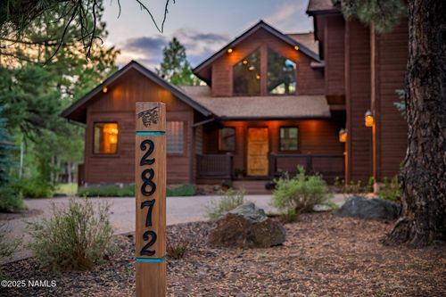 2872 Bear Howard, Flagstaff, AZ, 86005-4303 | Card Image