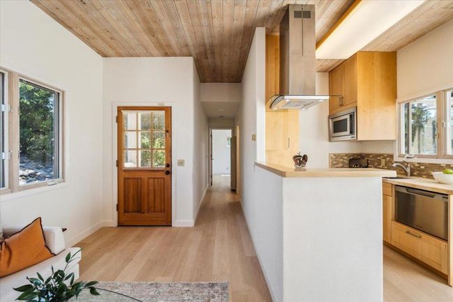 24826 Santa Fe St, House other with 3 bedrooms, 2 bathrooms and 2 parking in Carmel CA | Image 12