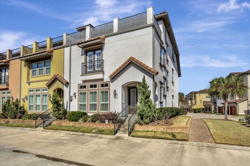 6 W Oaks Dr, Houston, TX, 77058-2082 | Card Image