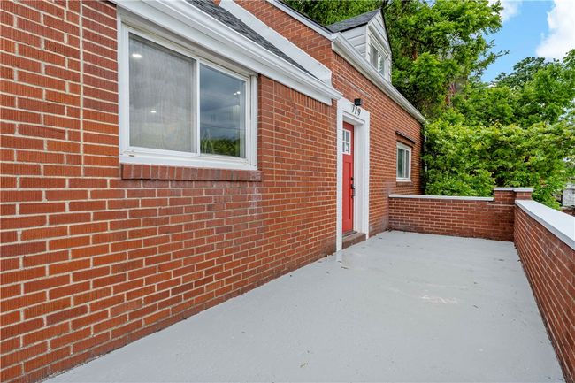 779 Bower Hill Rd, House other with 3 bedrooms, 2 bathrooms and null parking in Bridgeville PA | Image 5