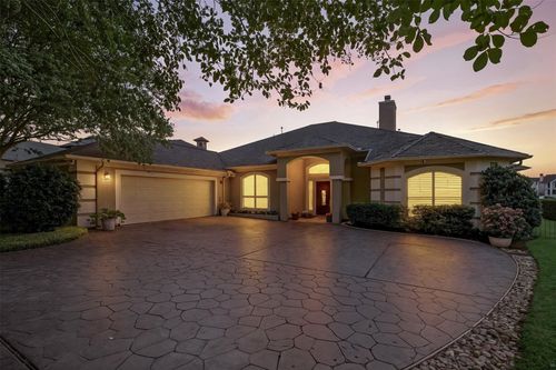 12336 White Oak Pt, Conroe, TX, 77304-5606 | Card Image