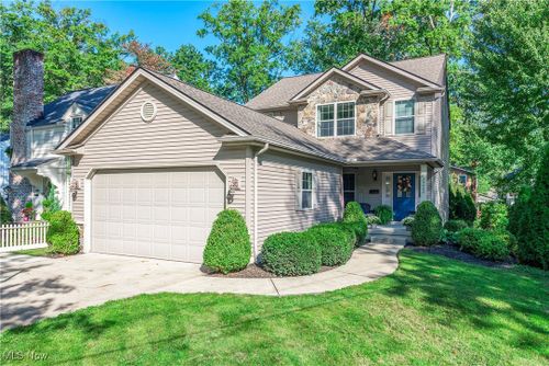 24402 Wolf Road, Bay Village, OH, 44140 | Card Image