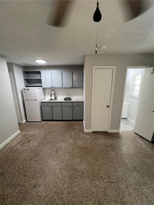 apt-12-2514 E Jefferson St, ORLANDO, FL, 32803-6151 | Card Image