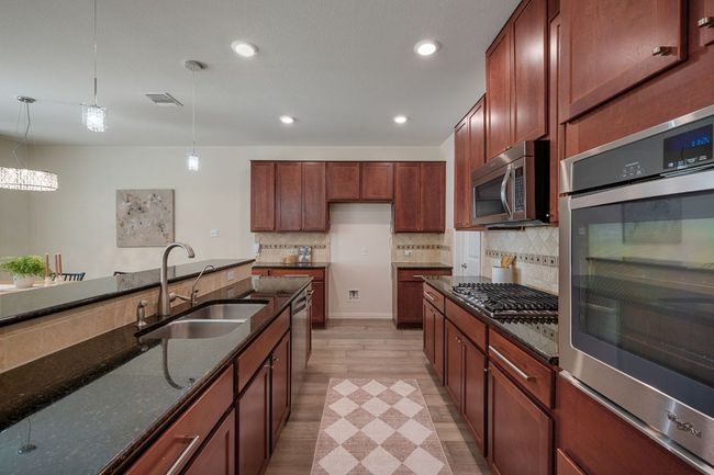 APT-10 - 404 Buttercup Creek Blvd, House other with 4 bedrooms, 3 bathrooms and 4 parking in Cedar Park TX | Image 9