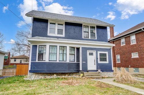 2945 Mignon Ave, Cincinnati, OH, 45211-5921 | Card Image