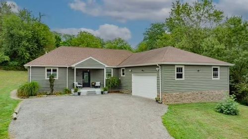 610 Bucktown Rd, Irwin, PA, 15642-6401 | Card Image