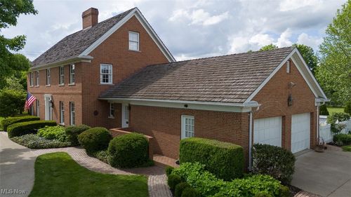 195 W 5th St, Zoar, OH, 44697-9506 | Card Image