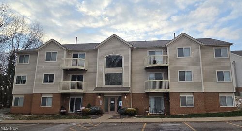 unit-d-1452 Buckingham Gate Blvd, Cuyahoga Falls, OH, 44221-5523 | Card Image