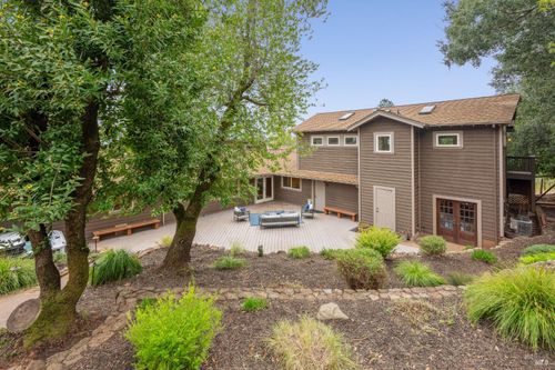 2016 Park Vista Ct, Santa Rosa, CA, 95405-5511 | Card Image