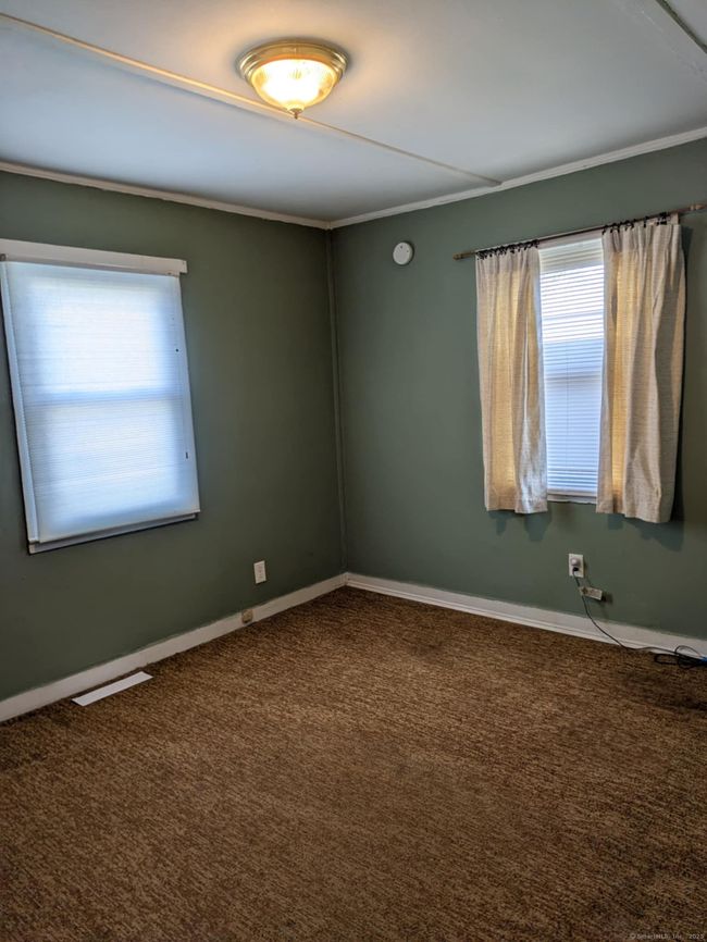 287 Midway Oval, House other with 2 bedrooms, 1 bathrooms and null parking in Groton CT | Image 12
