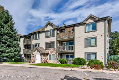 i-792 Castle Valley Blvd, New Castle, CO, 81647-9422 | Card Image