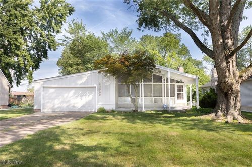 23968 Birch Ln, North Olmsted, OH, 44070-2811 | Card Image