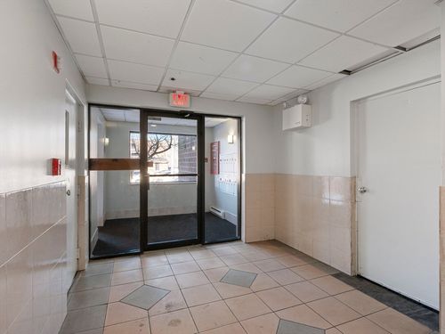 apt-403-64 Foster St, Peabody, MA, 01960-5956 | Card Image