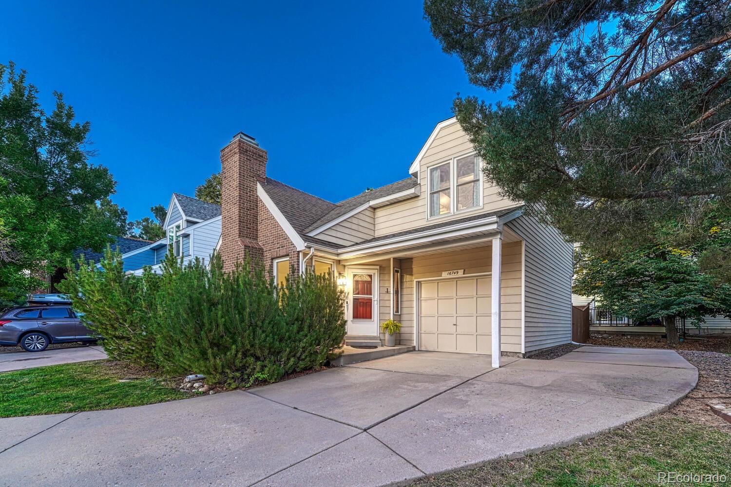 Hialeah Ave, Centennial, CO 80015