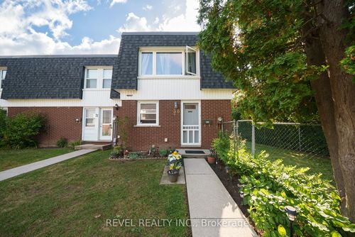 38-273 Elgin St, Brantford, ON, N3S5B2 | Card Image
