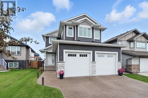 7 Vancouver Cres, Red Deer, AB, T4R0N6 | Card Image