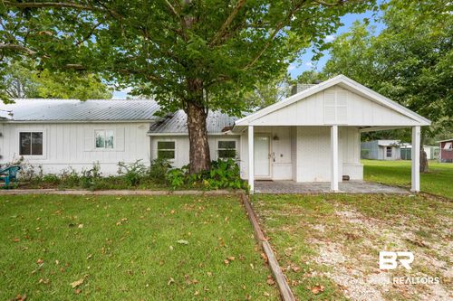 24663 Chestnut St, Elberta, AL, 36530-2507 | Card Image