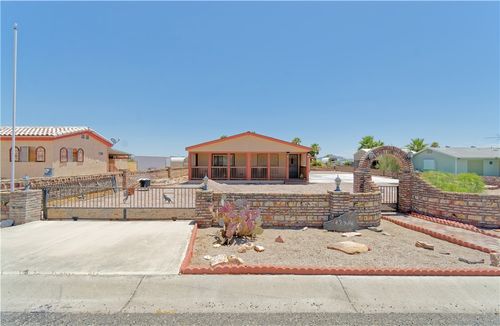 49531 Pearl Ave, Quartzsite, AZ, 85346-0720 | Card Image