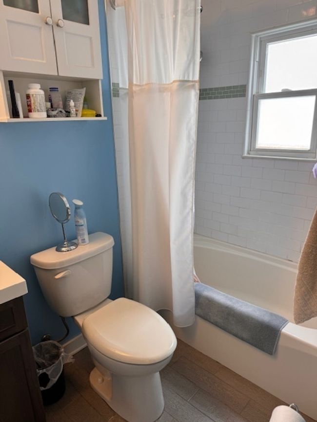 304 Highmoor Dr, House other with 2 bedrooms, 1 bathrooms and 2 parking in Round Lake Park IL | Image 13