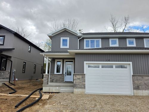 14 Roberts Street N, Huron East, ON, N0G1B0 | Card Image