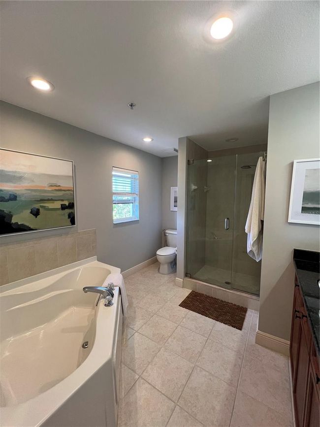 APT-301 - 10091 Lake Cove Dr, Condo with 3 bedrooms, 2 bathrooms and null parking in Fort Myers FL | Image 15