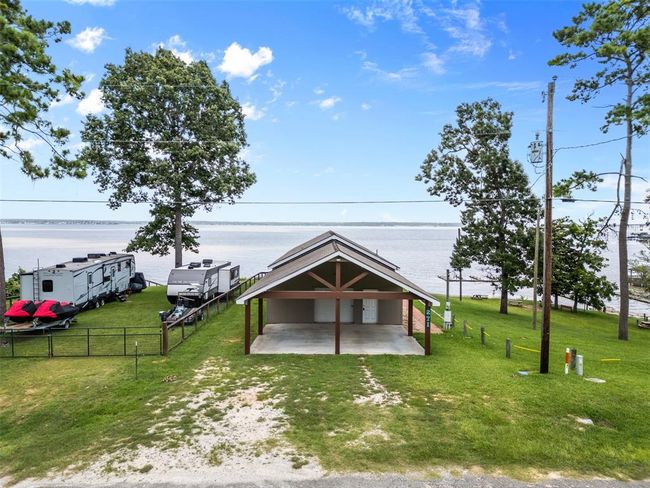 271 Key Largo Loop, House other with 3 bedrooms, 2 bathrooms and 3 parking in Pointblank TX | Image 38