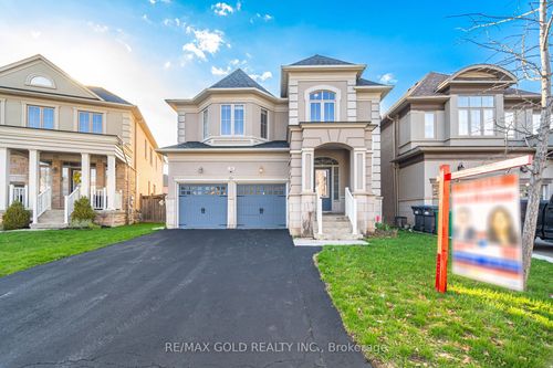 15 Junetown Cir, Brampton, ON, L6X0X7 | Card Image