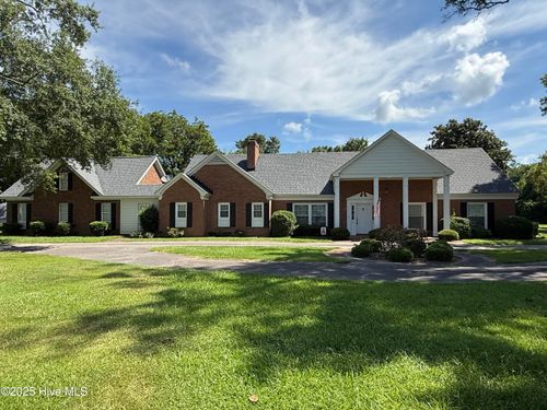 5637 Bridgersville Rd, Elm City, NC, 27822-8942 | Card Image